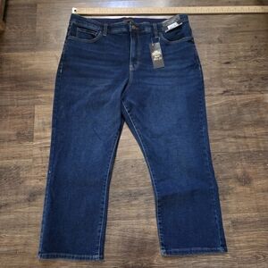 New Capri Jeans Denim High rise Tummy Control Curvy Size 18 1X Pockets
